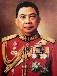 พลเอก ชวลิต ยงใจยุทธ