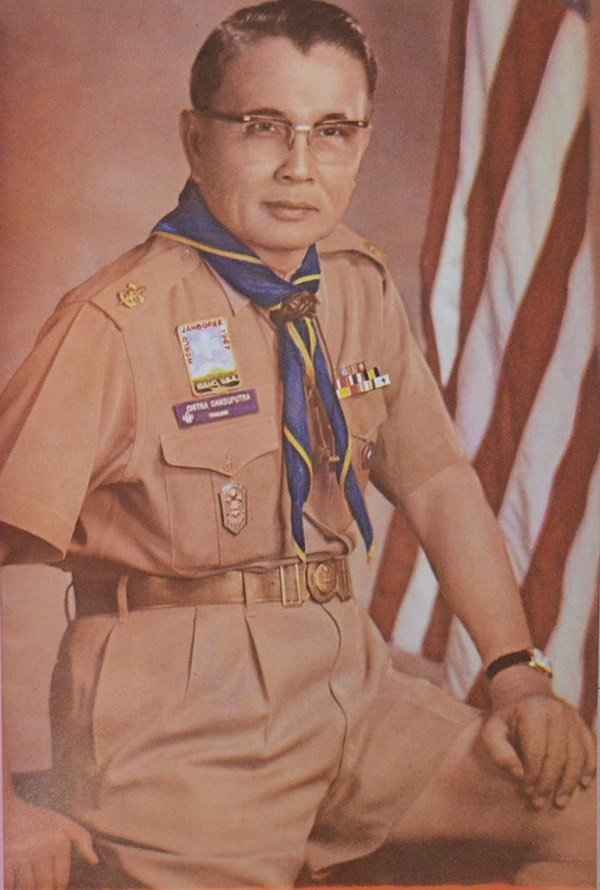 ครูจิตร ทังสุบุตร